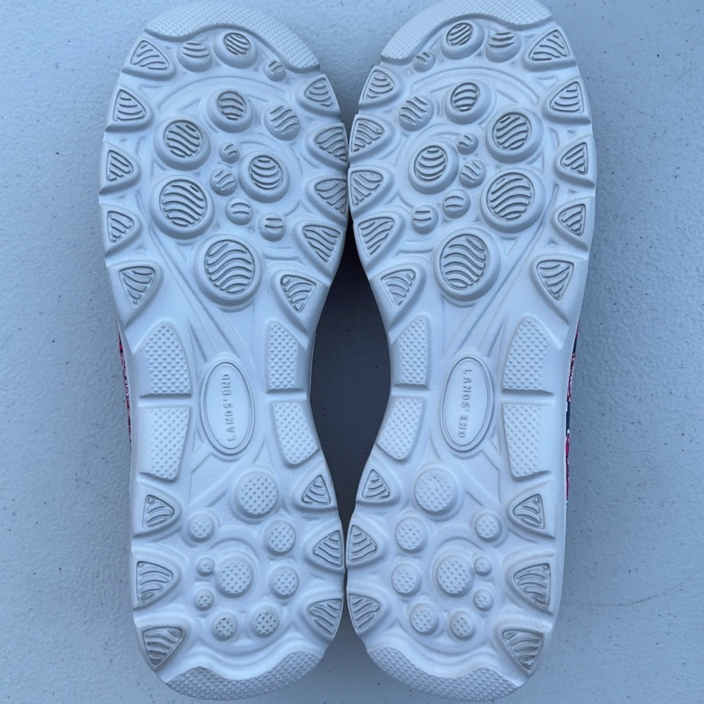 Lands’ End Gatas Slip On Comfort Shoes- pink/navy paisley - Picture 7 of 8